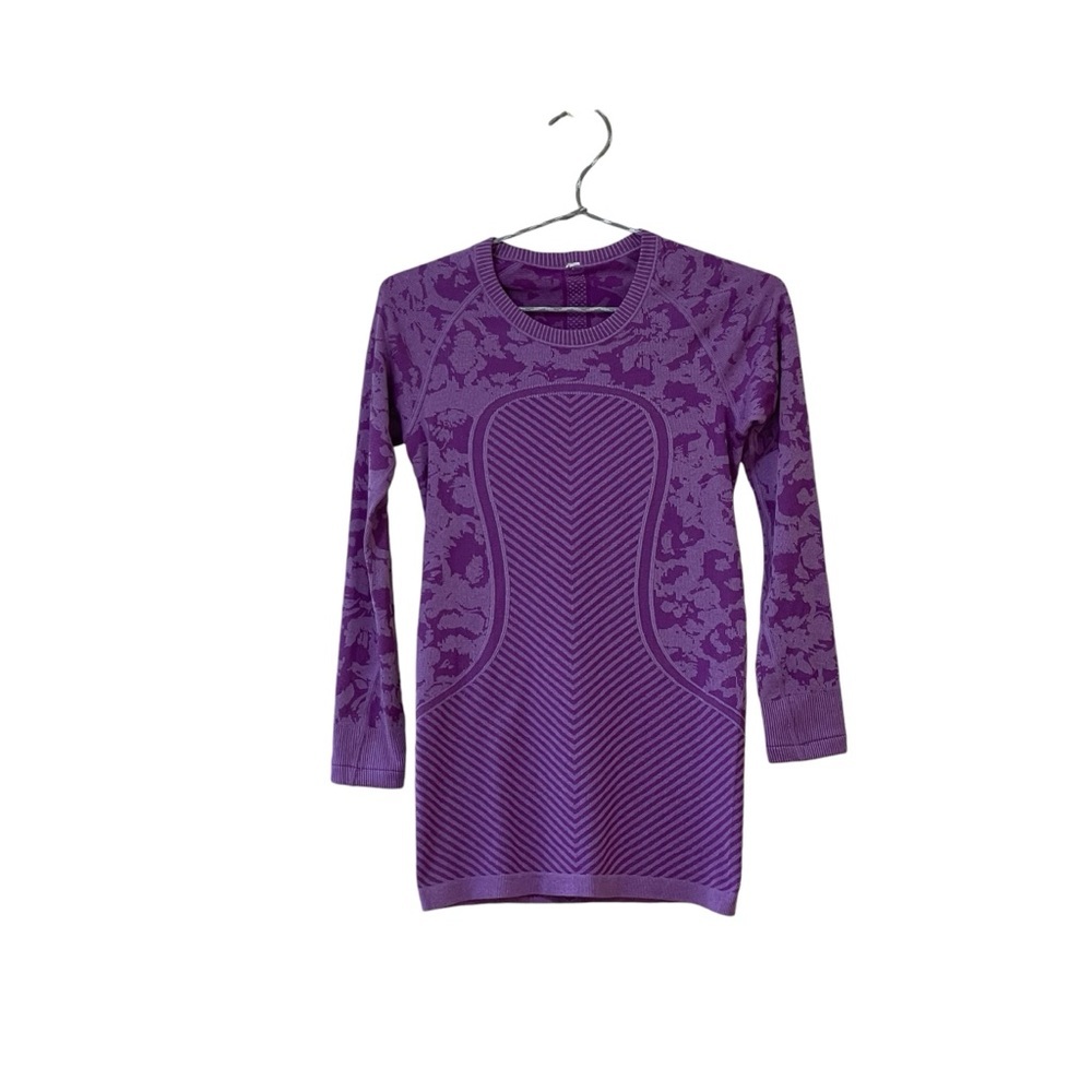 Lululemon Swiftly Tech Long Sleeve Crew‎ in Heathered Tender Violet